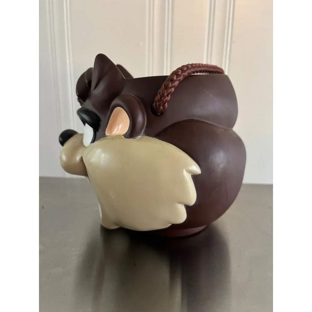 Vintage 1997 Taz Carry-All Looney Tunes Tasmanian Devil Bucket Applause 41257